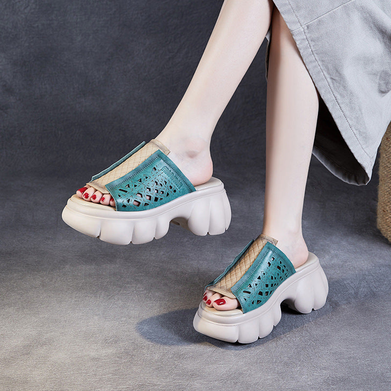 Femme Stylish Plattform Slide Sandaler med unik udskæringsdesign Stilla