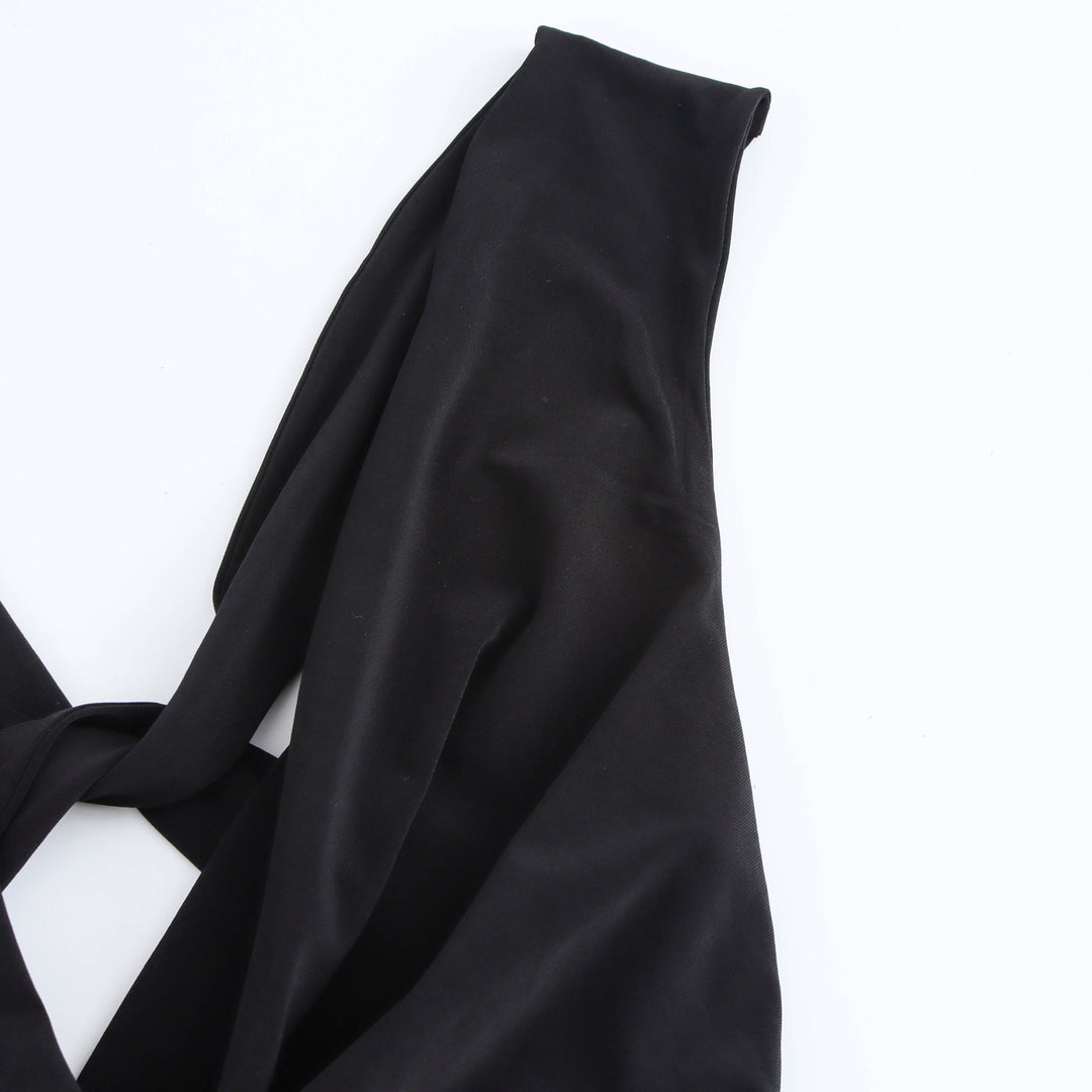 Femme Draperet Cowl Neck Bodycon Kjole med Åben Ryg Detalje Stilla