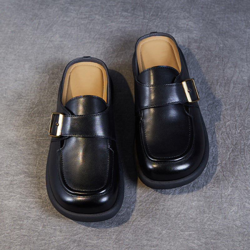 Femme Behagelige Slip-On Clogs med Dekorativ Rem Stilla