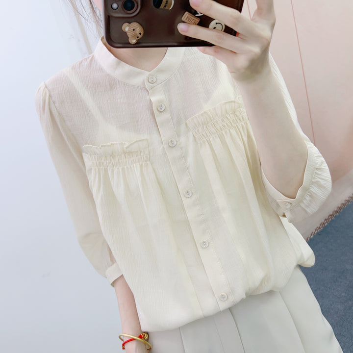 Damebluse med elegante blonder detaljer og praktiske lommer Stilla