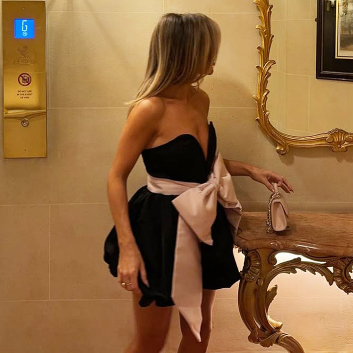 Dame aften kjole med voluminøs skørt og elegant satin sløjfe Skovae