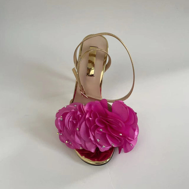 Dame blomsterdekorerede højhælede sandaler med remdetalje Stilla