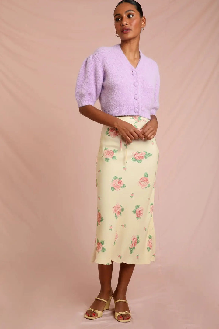 Dame midi-nederdel med flydende snit og blomsterdesign Stilla