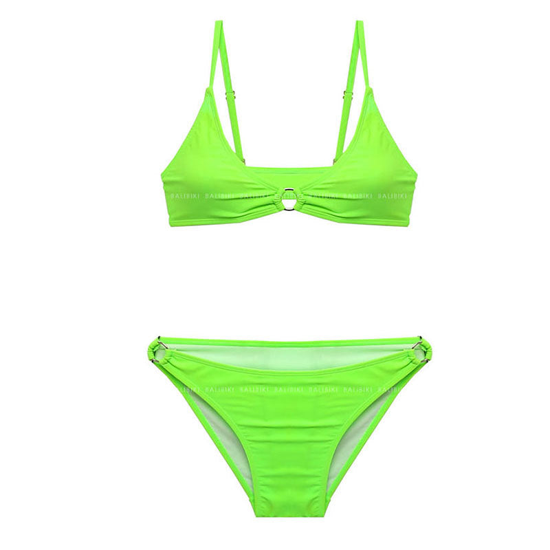 Dame trekant-bikini med fashionable knude-detalje og figursyet pasform Stilla