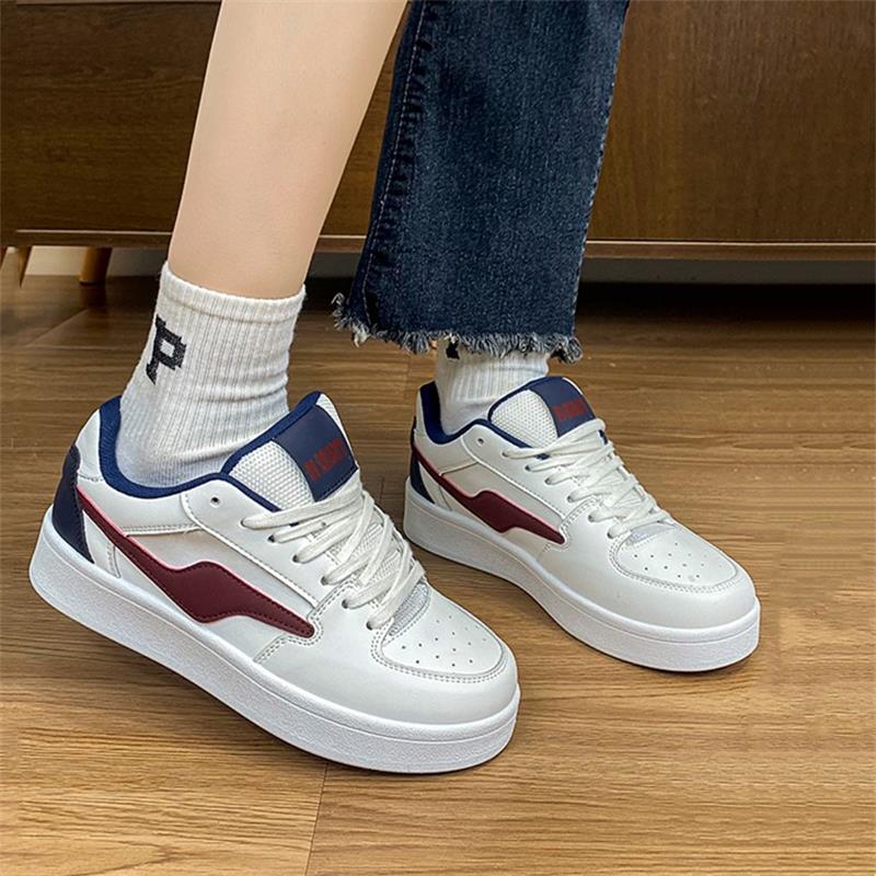 Dame Sporty Sneakers Stilla
