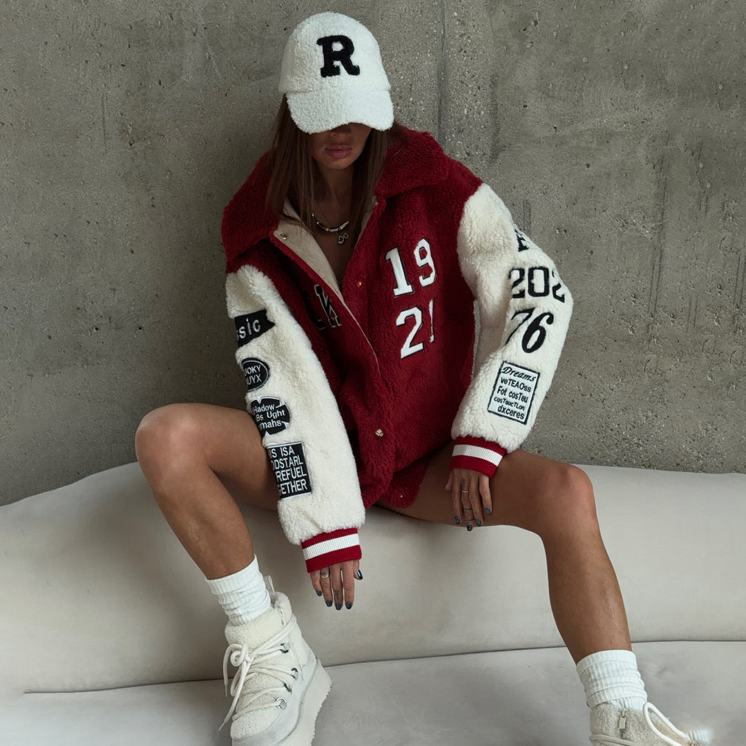 Kvinders hyggelige oversized fleecejakke med sportsdetaljer Stilla