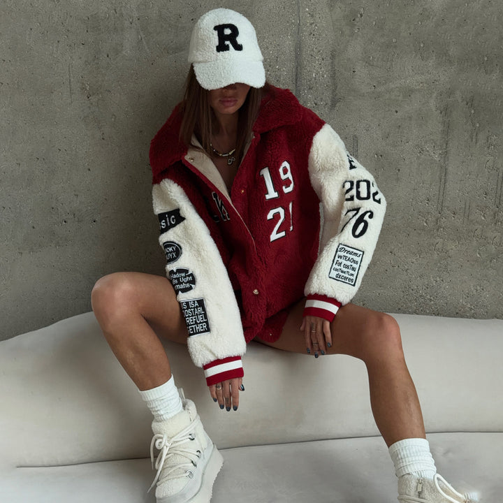 Kvinders hyggelige oversized fleecejakke med sportsdetaljer Stilla