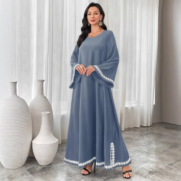 Dame Maxikjole med vidde og elegant spidsbesætning Stilla