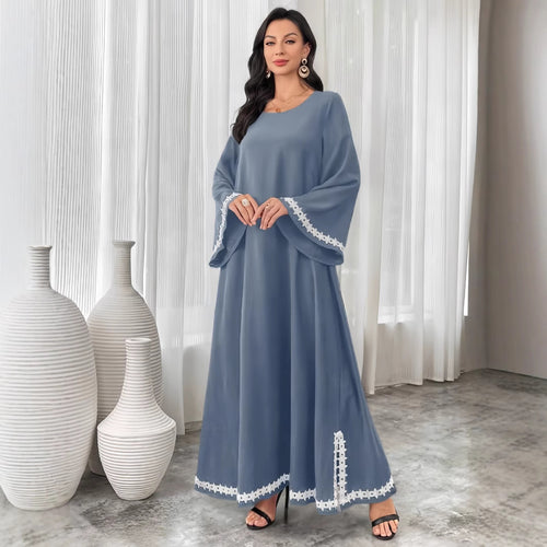 Dame Maxikjole med vidde og elegant spidsbesætning Stilla