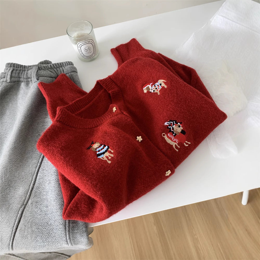 Dame cardigan med farverigt broderi design og elegant snit Stilla
