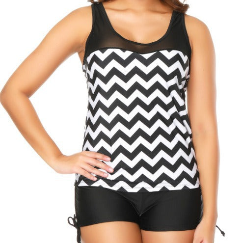 Dame Sporty Tankini-sæt med moderne zigzag-mønster og komfortable shorts Stilla
