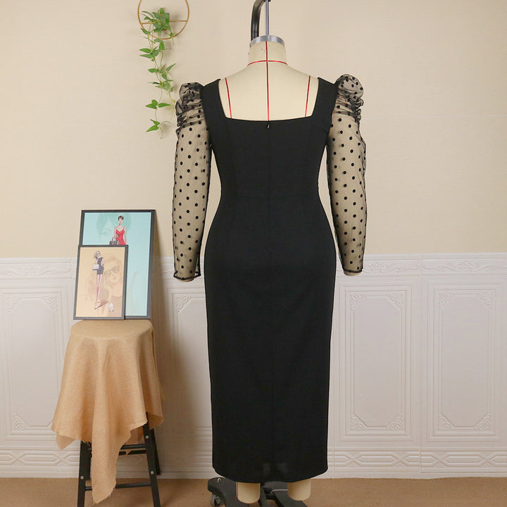 Dame elegant midi-kjole med transparente puffærmer og delikat rynkeaccent