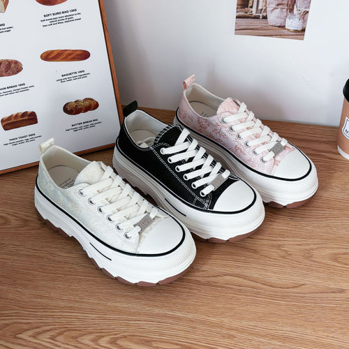 Dame Sneakers med blomstret design og dæmpende plateau sål Stilla