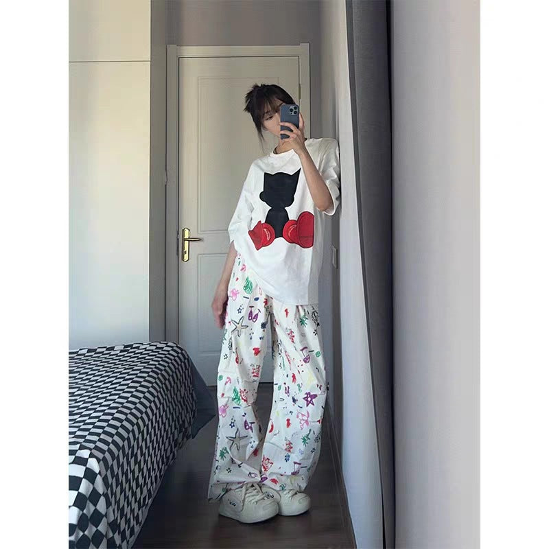 Dame T-shirt med kreativt grafikmotiv og afslappet snit Stilla