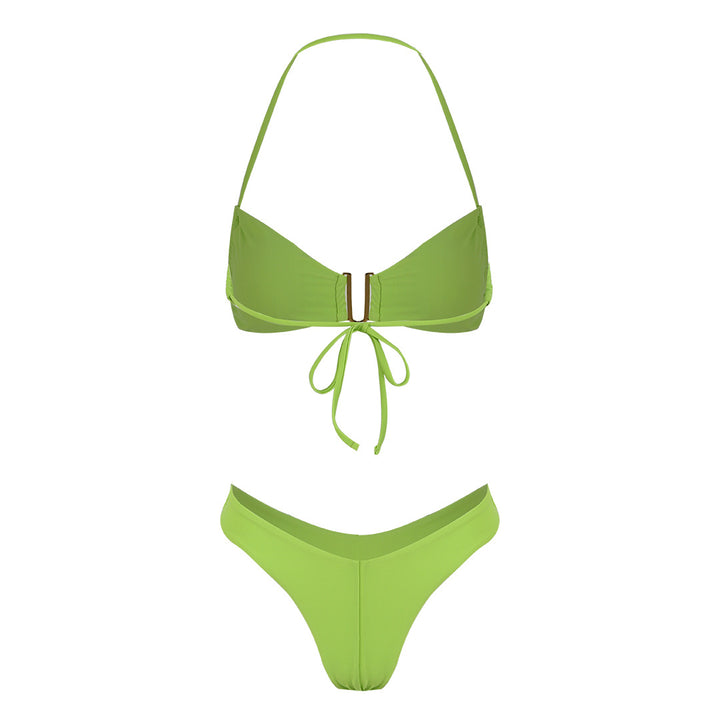 Dame bikini-sæt med skinnende snit og elegant spænde-applikation Stilla