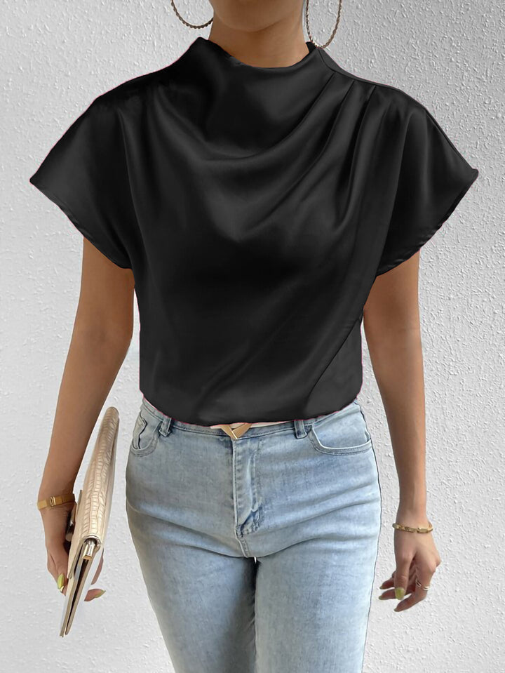 Dame Elegant satin top med innovativ krave og flydende snit Stilla