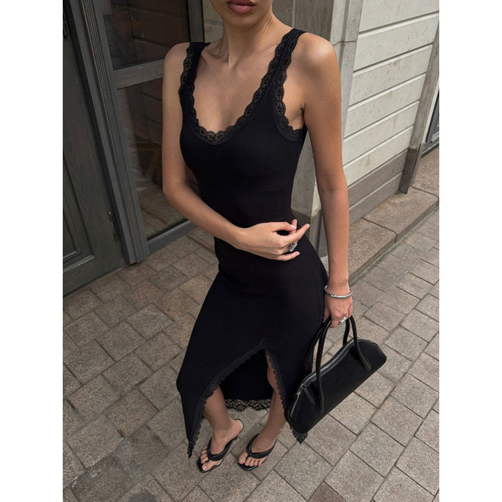 Damen Maxikleid mit Spitzenabschluss und hohem Schlitz Skovae