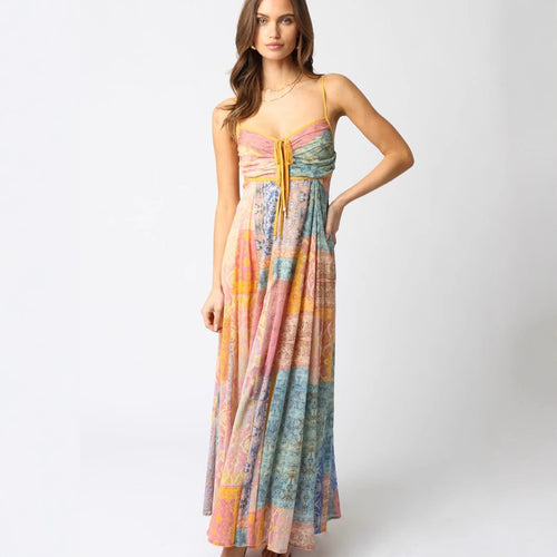 Dame Maxikjole med floralt patchwork-design og justerbare spaghettistropper Stilla