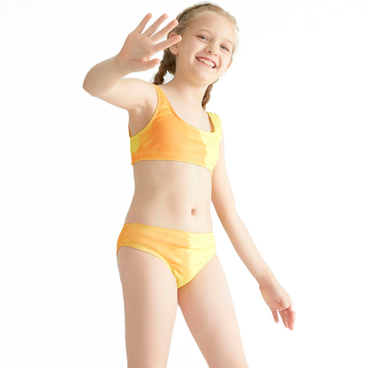 Pige bikini-sæt med højt skåret bund og sporty overdel Stilla