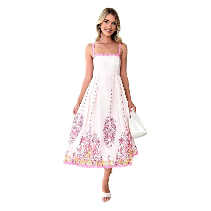 Dame Midi-kjole med fint spidsrussionedesign og florale detaljer Stilla