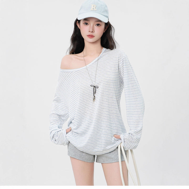 Kvinders afslappede langærmet t-shirt med asymmetrisk design Stilla