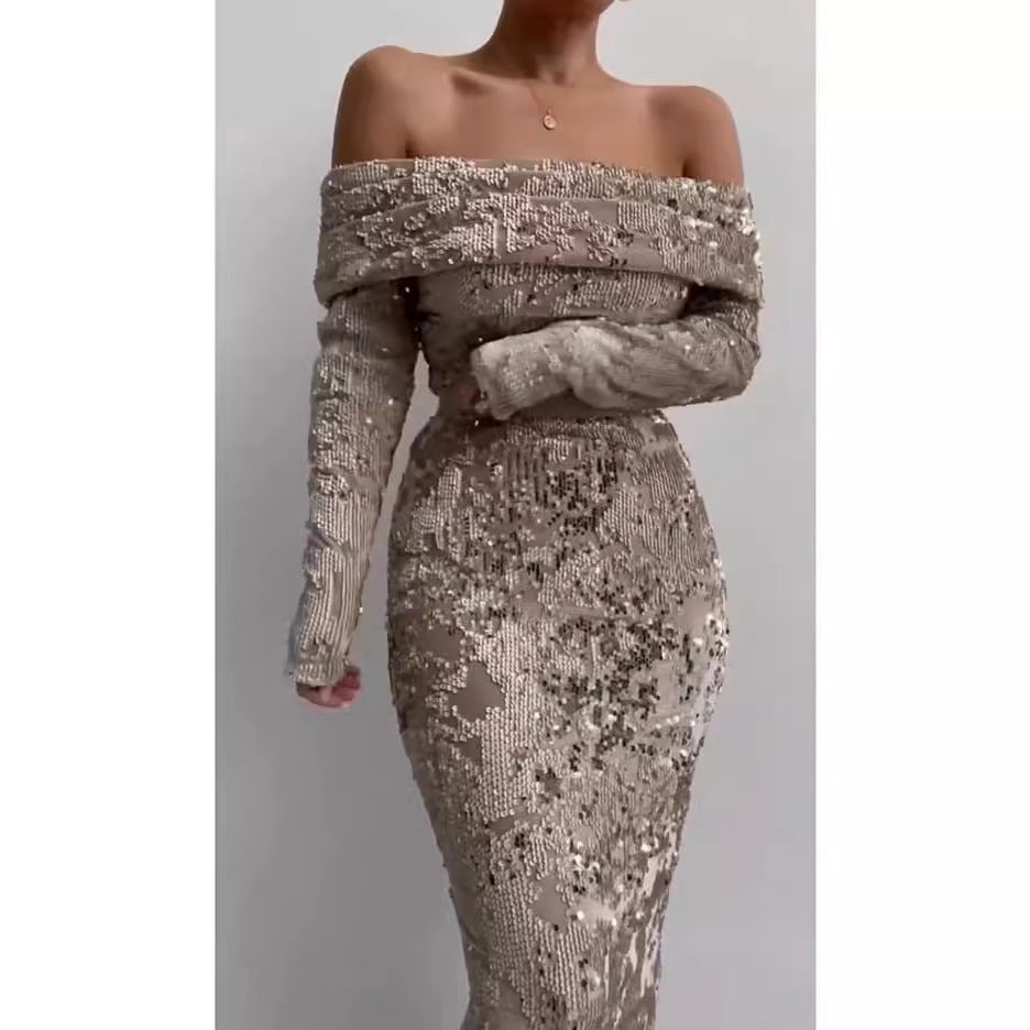 Kvindernes glamourøse aften kjole med glitrende perler og off-shoulder detalje