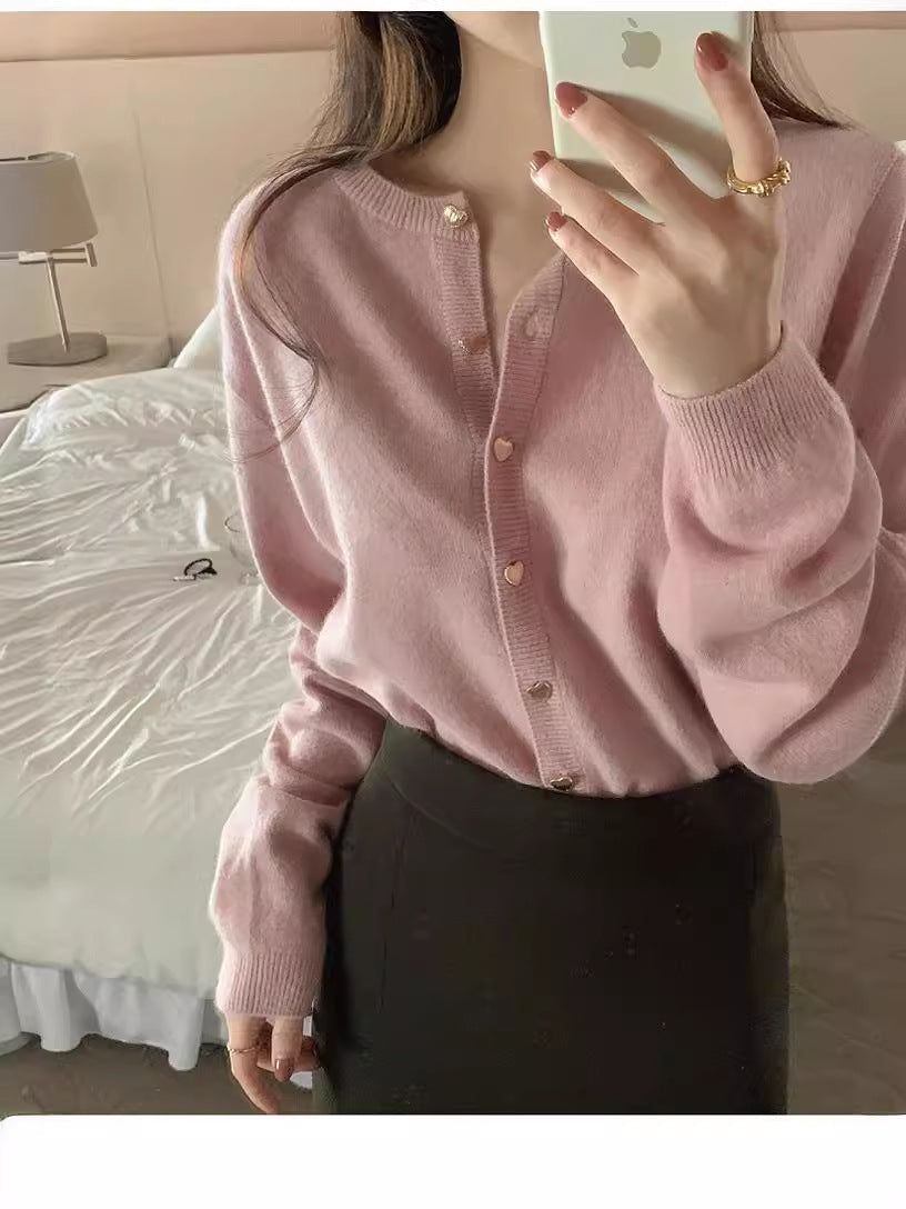 Kvinder Elegant Cardigan med Hjerteknapper og Fin Rib Struktur Stilla