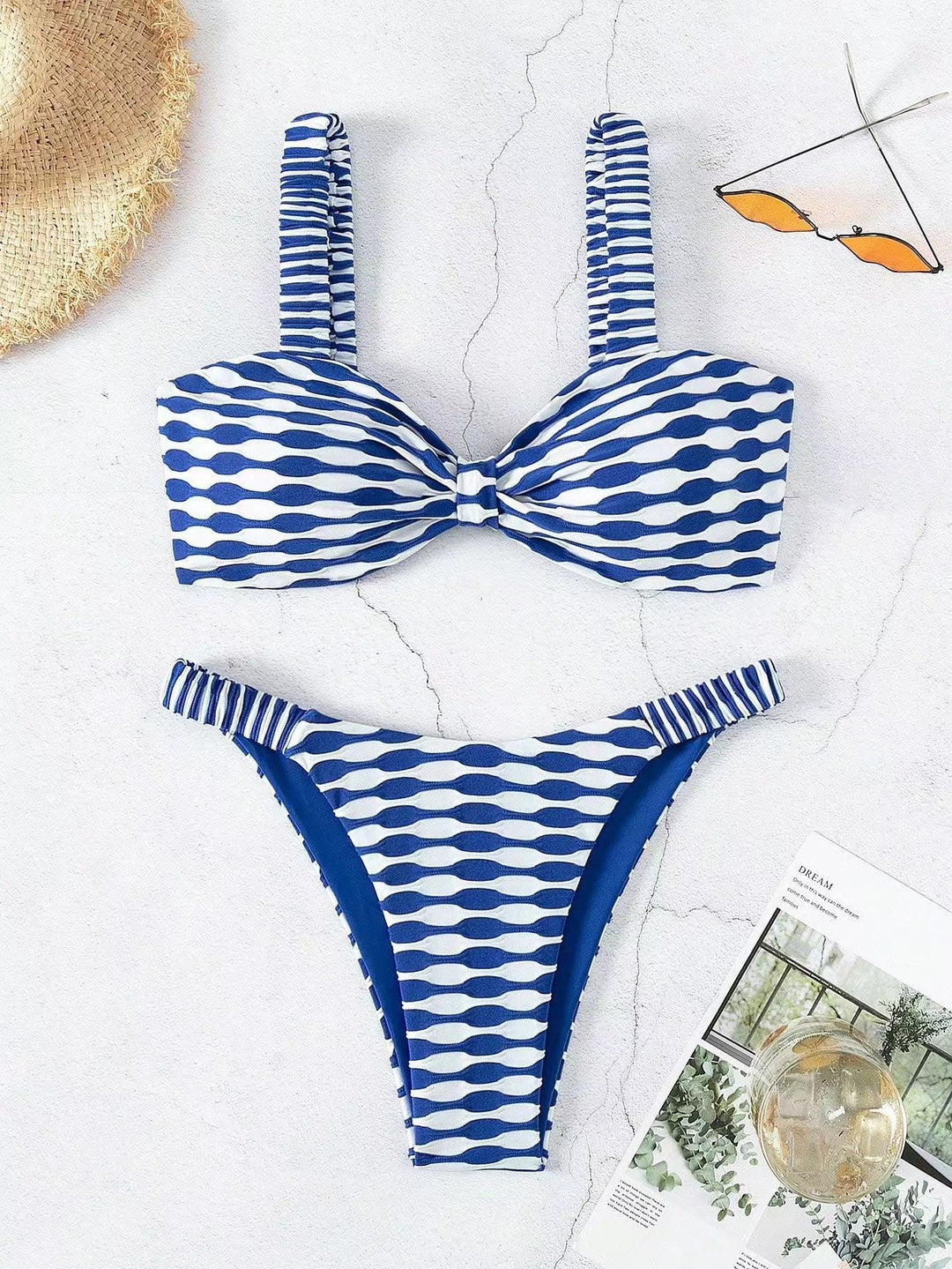 Dame Bikini-sæt med strukturerede stropper og moderigtigt mønster Stilla