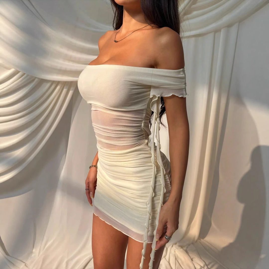 Dame Off-Shoulder Minikjole med raffinerede draperingsdetaljer og legende snøringer Skovae