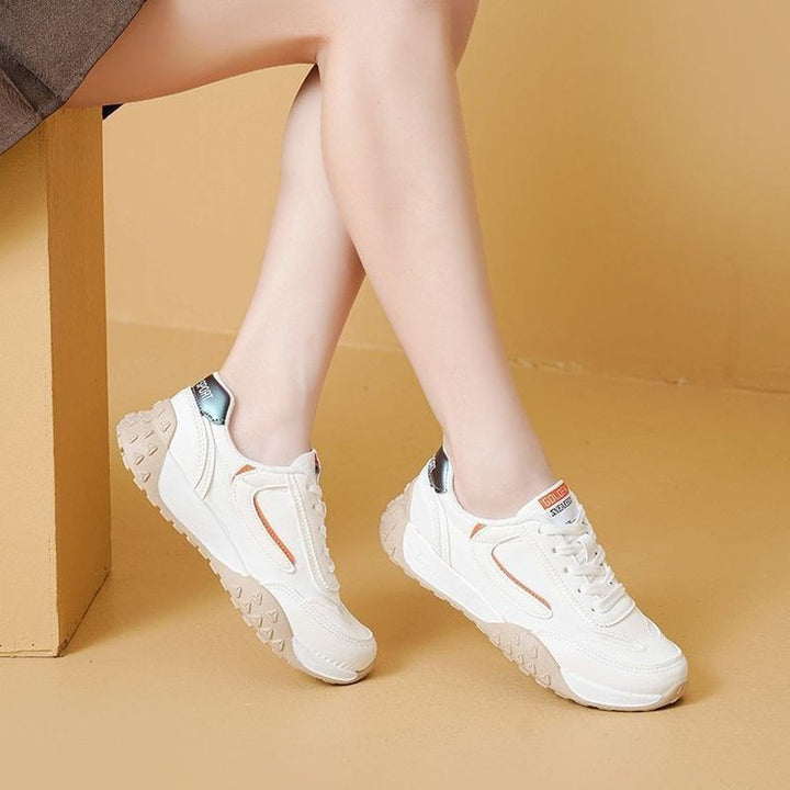 Dame sporty sneakers i elegant retro-stil med stabil sål Stilla