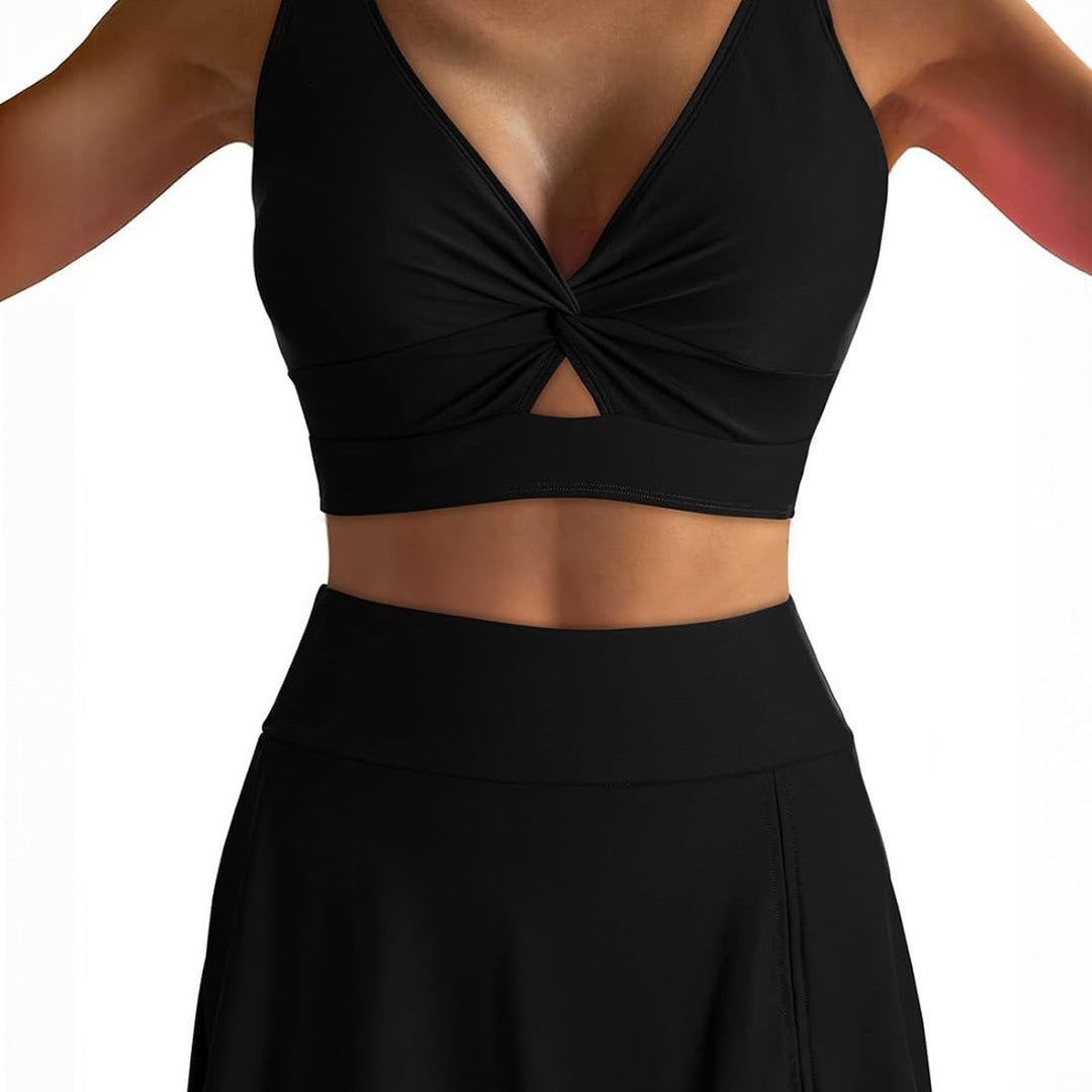 Dame Sporty Bikini-sæt med moderigtigt omslagstopp og elastiske shorts Skovae