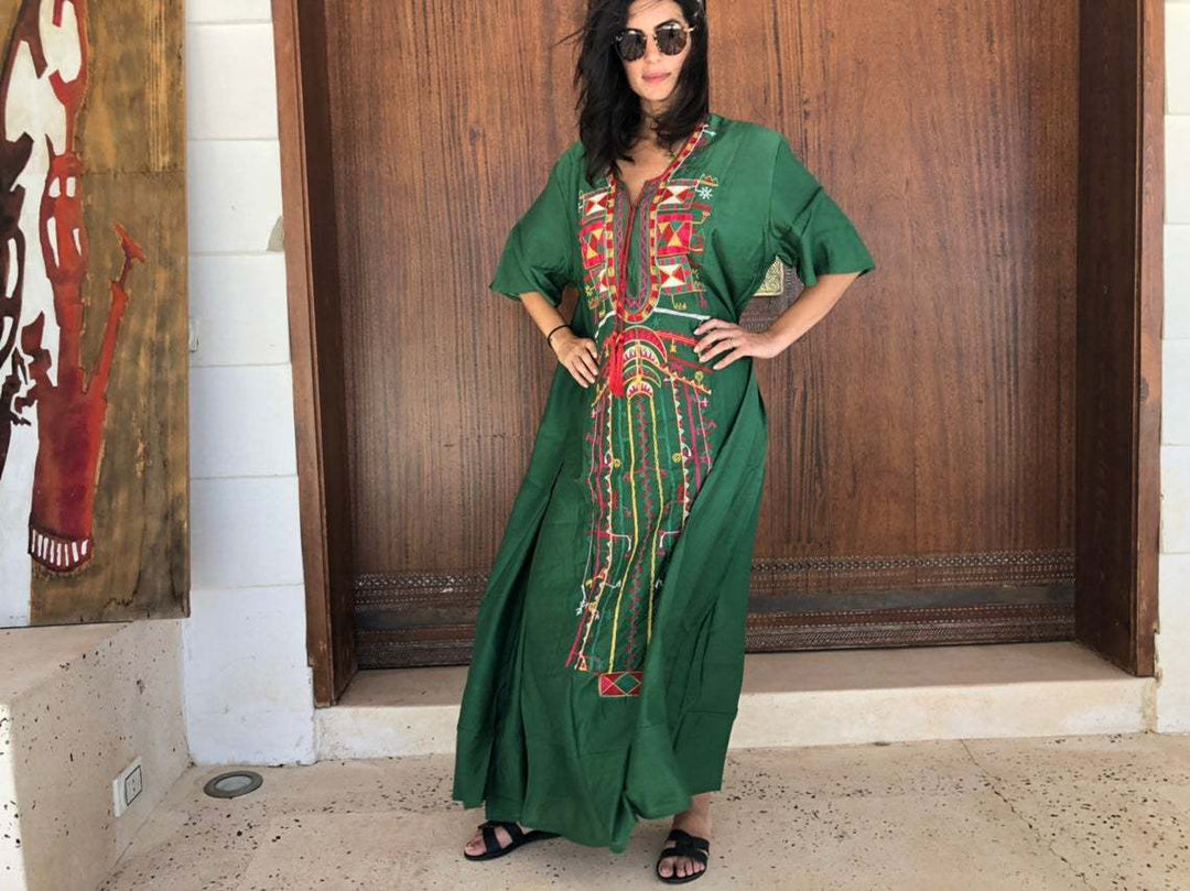 Dame Kaftan med usædvanlig håndlavet broderi Stilla