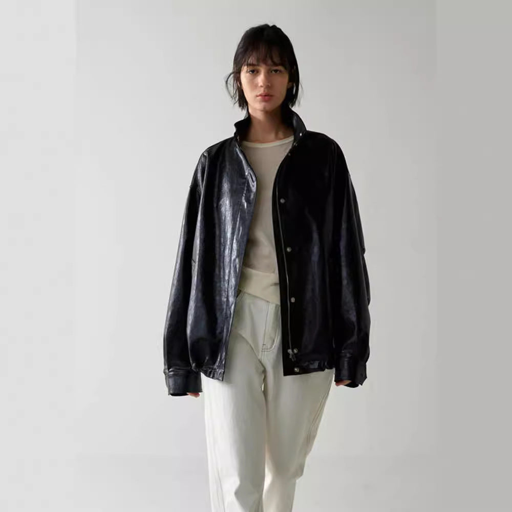 Kvinderne trendy oversized læderjakke med høj krave og trykknaplukning Stilla