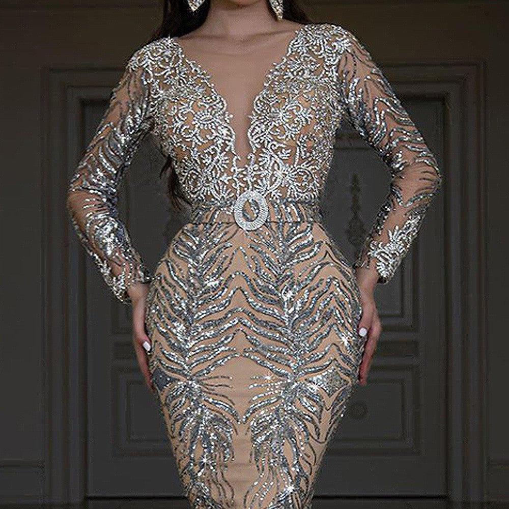 Dame Glamourøse Couture-aftenkjole med transparente ærmer og detaljeret palietbroderi Stilla