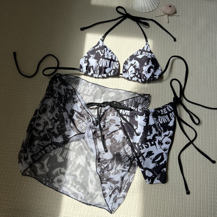 Dame bikini-sæt med spændende grafisk mønster og gennemsigtig indpakningslook Stilla