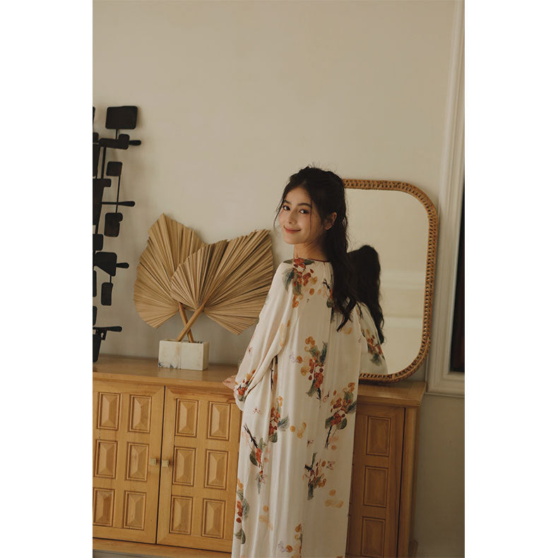 Dame Maxi-kjole med floralt design Stilla