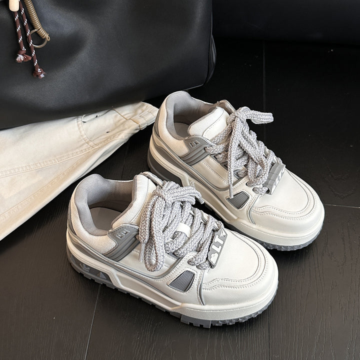 Femme Chunky Lifestyle-Sneaker med strukturerede detaljer Stilla