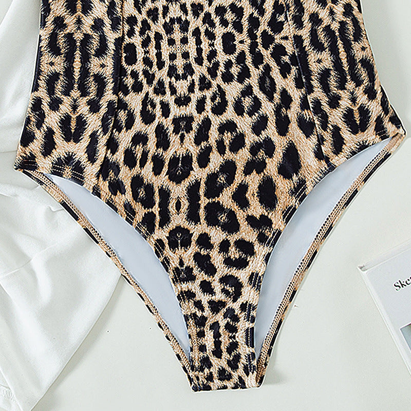 Damer one-piece badedragt med raffineret leopardmønster Skovae