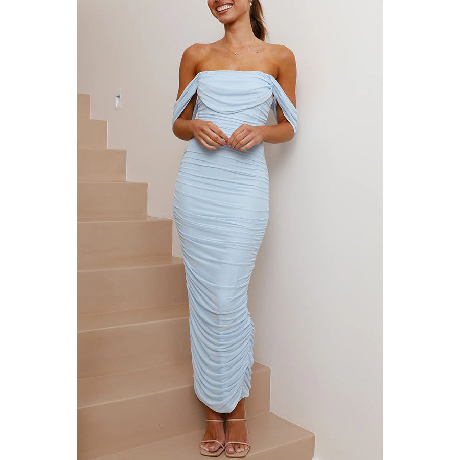 Dame Maxi-kjole med raffinerede draperingsdetaljer og skulderfri design Stiila