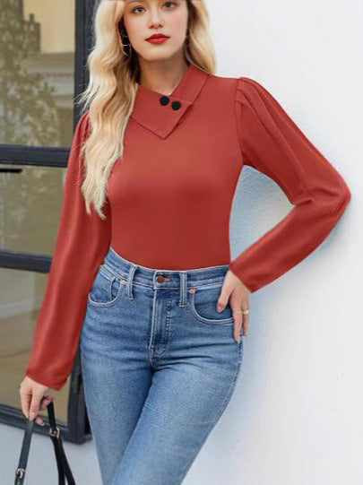 Damebluse med elegant krave og pufærmer Stilla