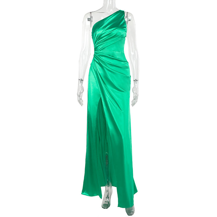 Dame Elegant One-Shoulder Maxikjole med draperet design og høj split Skovae