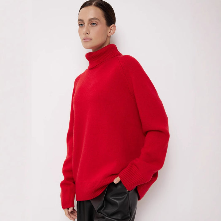 Kvinders hyggelige turtleneck sweater lavet af fin strik materiale Stilla