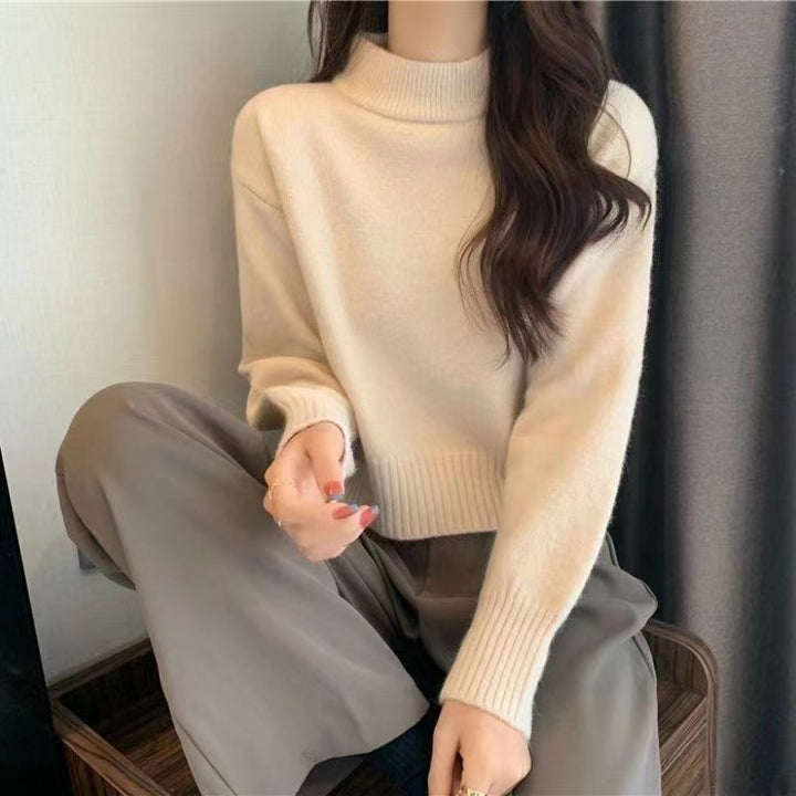 Kvinders komfortable og elegante cropped sweater med høj krave Stilla