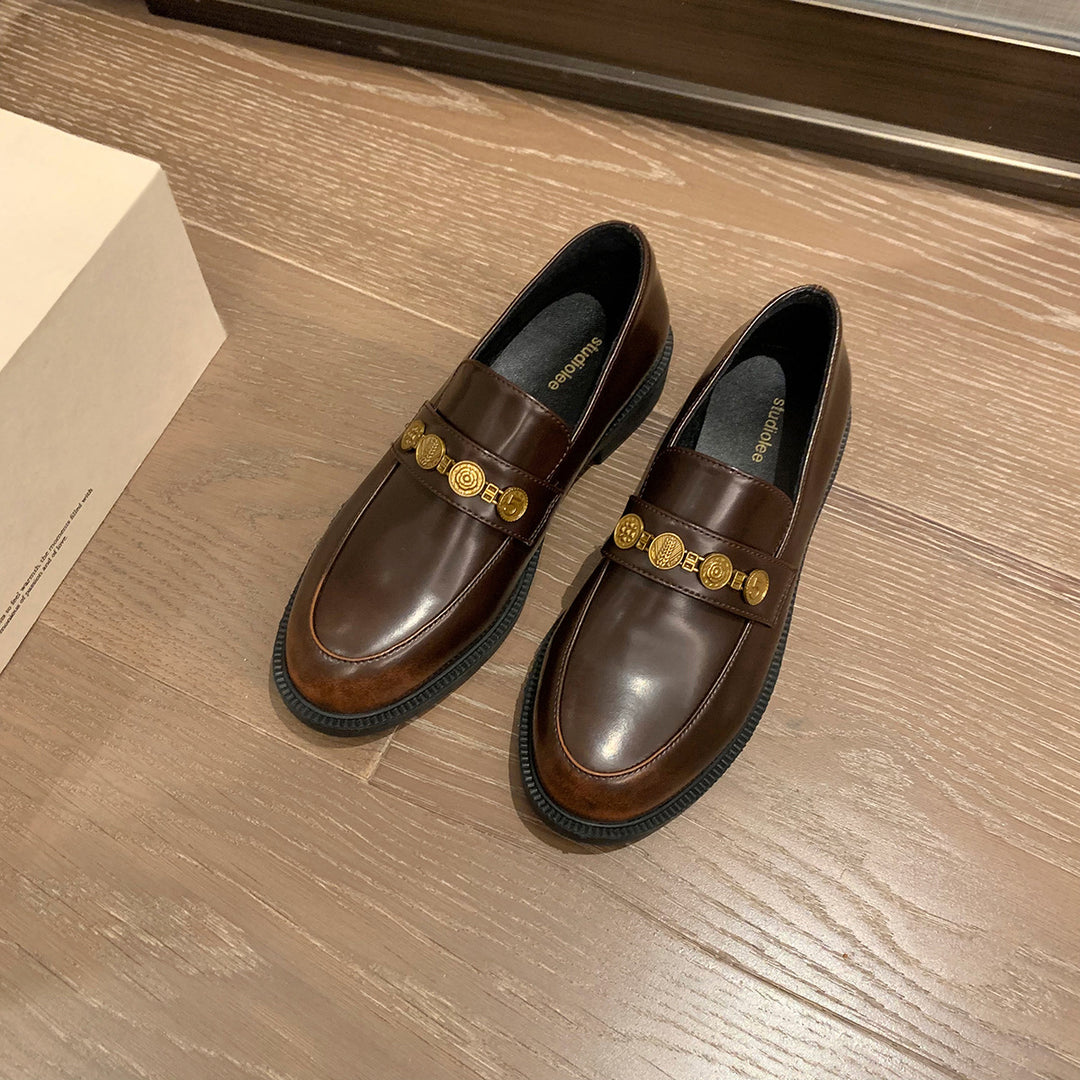 Dame Elegante Loafers med dekorative gyldne accenter Stilla