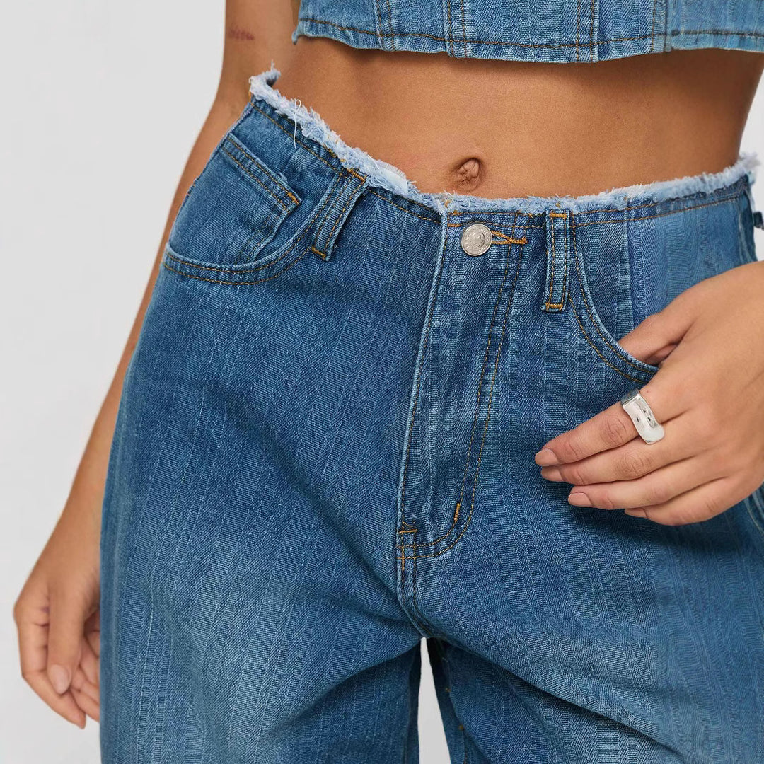 Dame Løst skårede Højtaljede Denim-Bukser med flosset søm og moderne detaljer Stilla