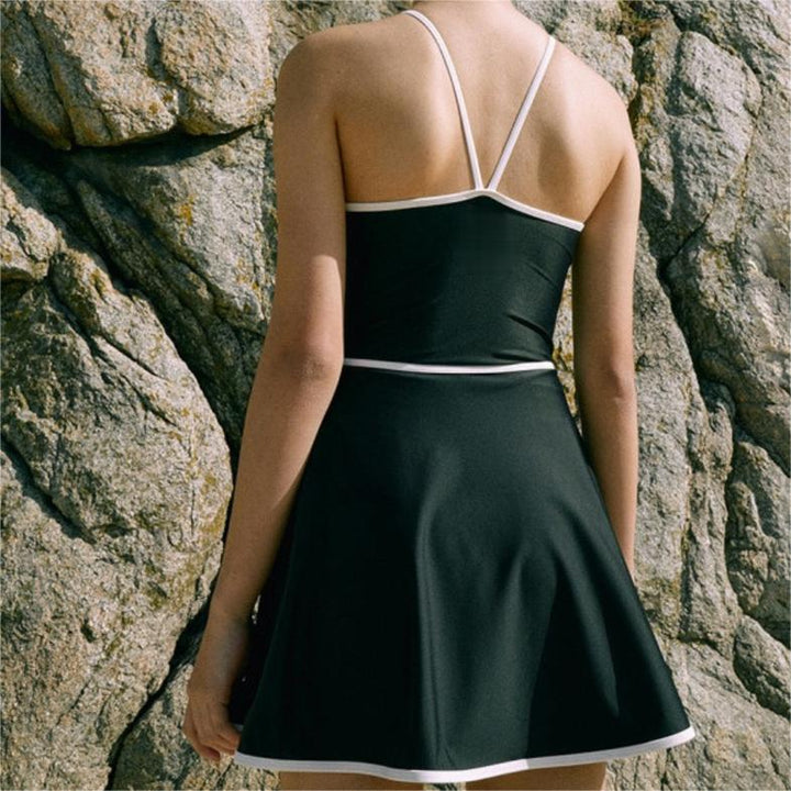 Dame svømmehal kjole med moderigtigt racerback-design Stilla