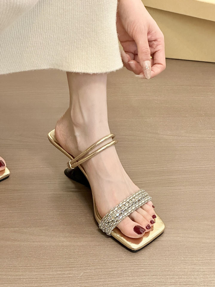 Dame Krystalbesatte Open-Toe Slide Sandaler med Blokhæle Stilla