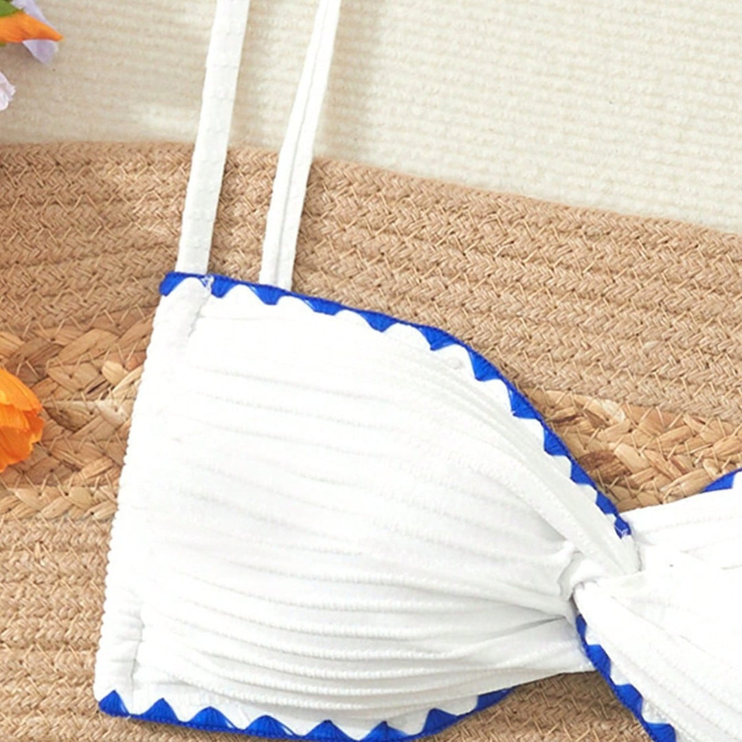 Dame Bandeau-bikini med raffineret ruffles design og justerbare stropper Stilla