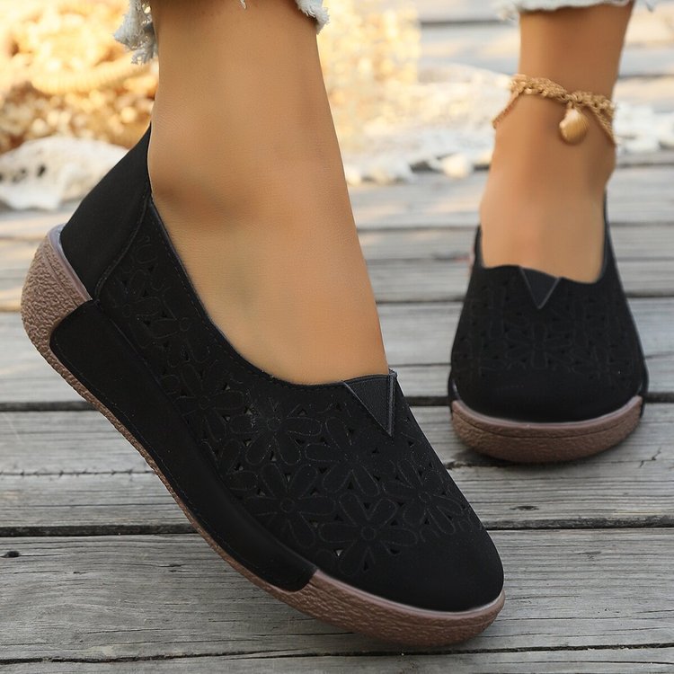 Dame Slip-On sko med floral hulmønster og skridsikker sål Stilla