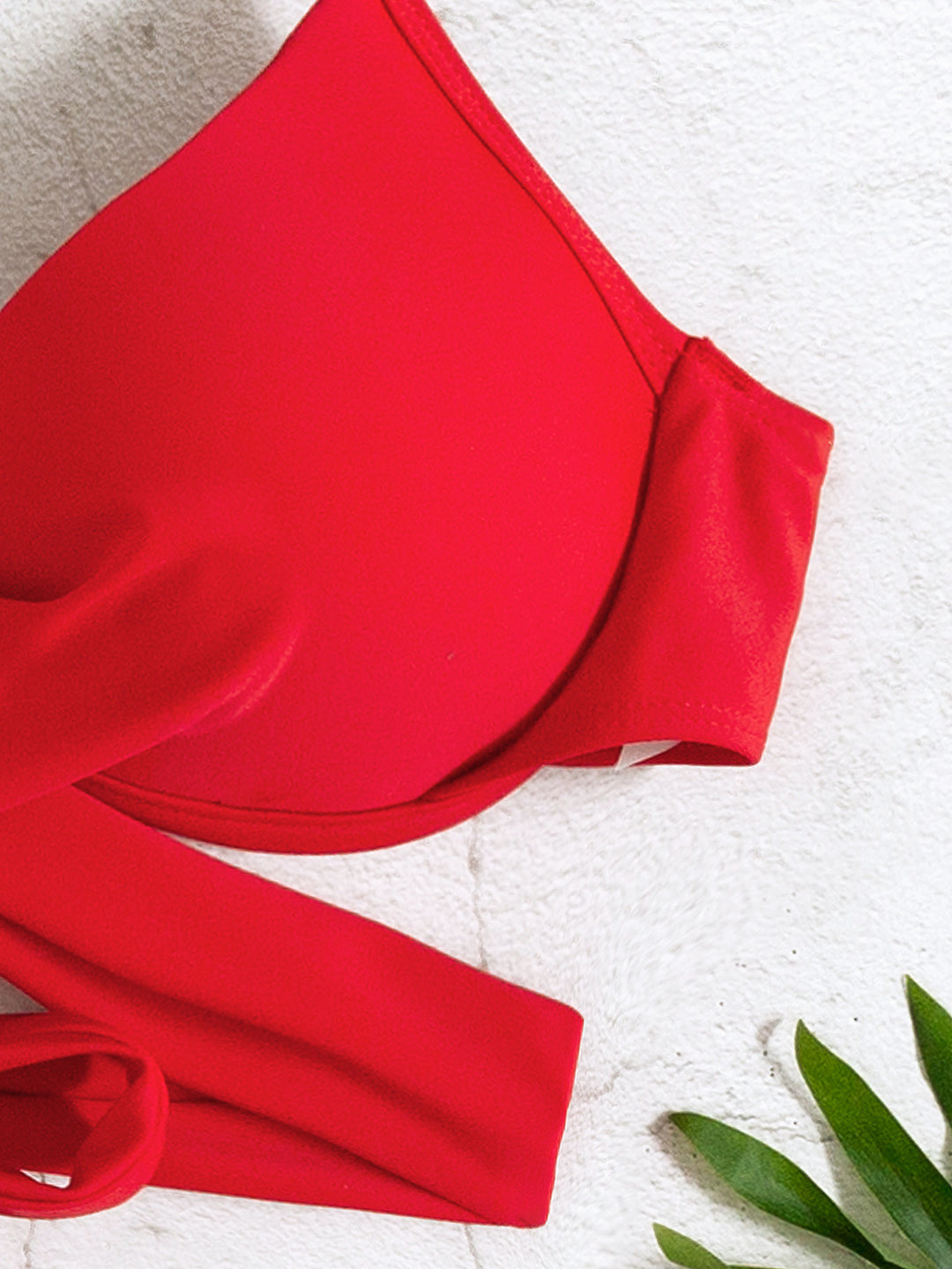 Dame Bikini-top med innovativt indpakningsdesign og justerbare stropper Stilla